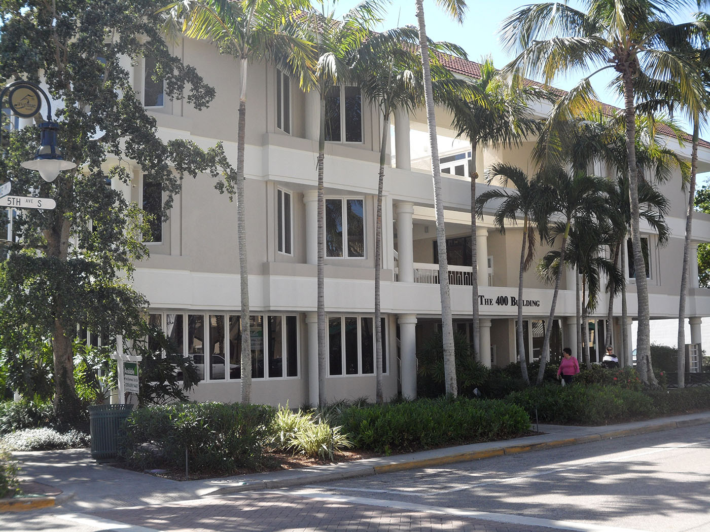 400 5th Avenue South, Suite 203/205