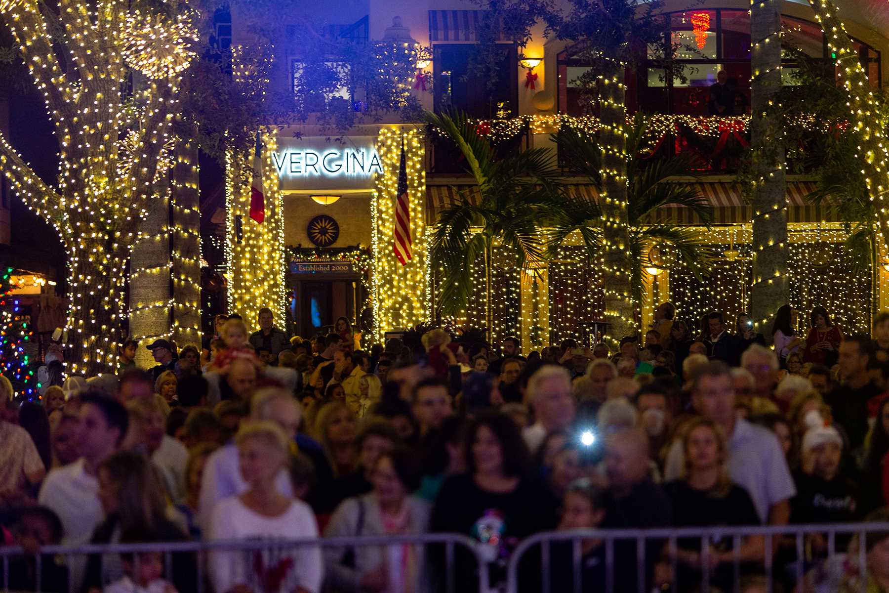 Holiday magic on 5th Avenue South