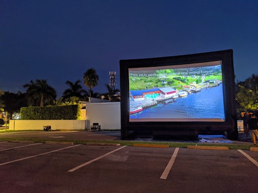 Drive in Screen