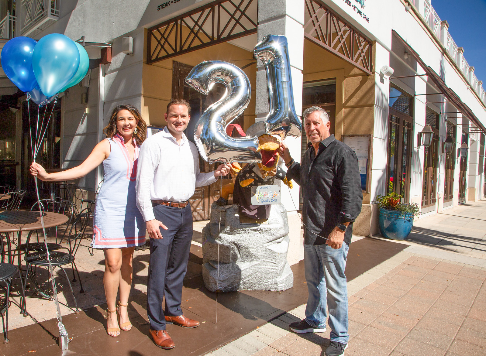Jeff Wynn, Jennifer Castellani and Skip Quillen celebrate Yabba's 21st birthday