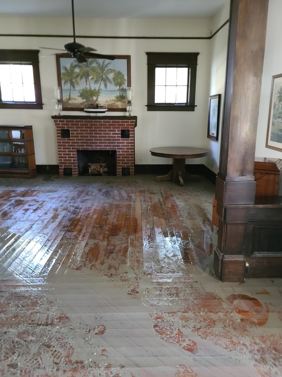 Cottage living room